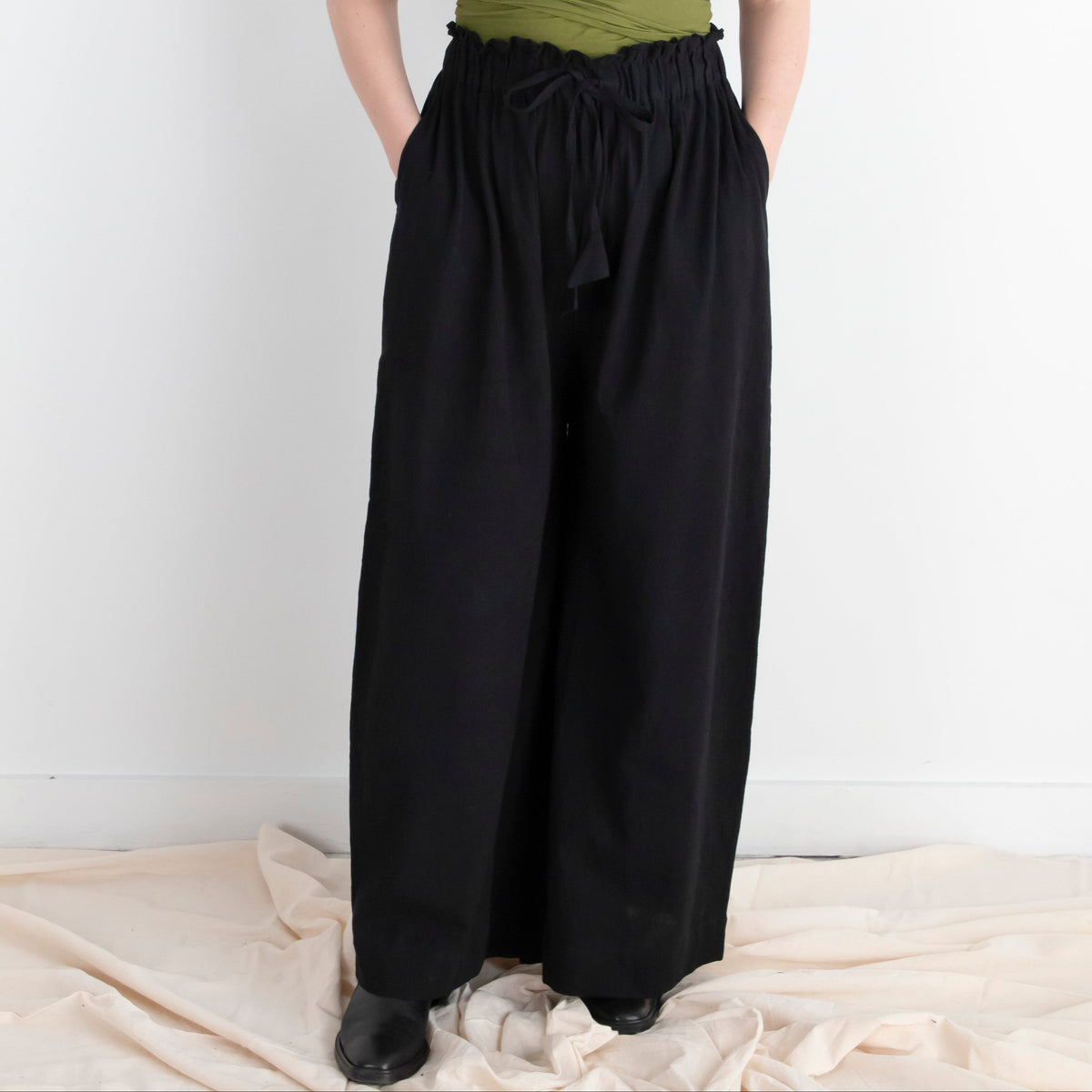 Rabina Trousers, black