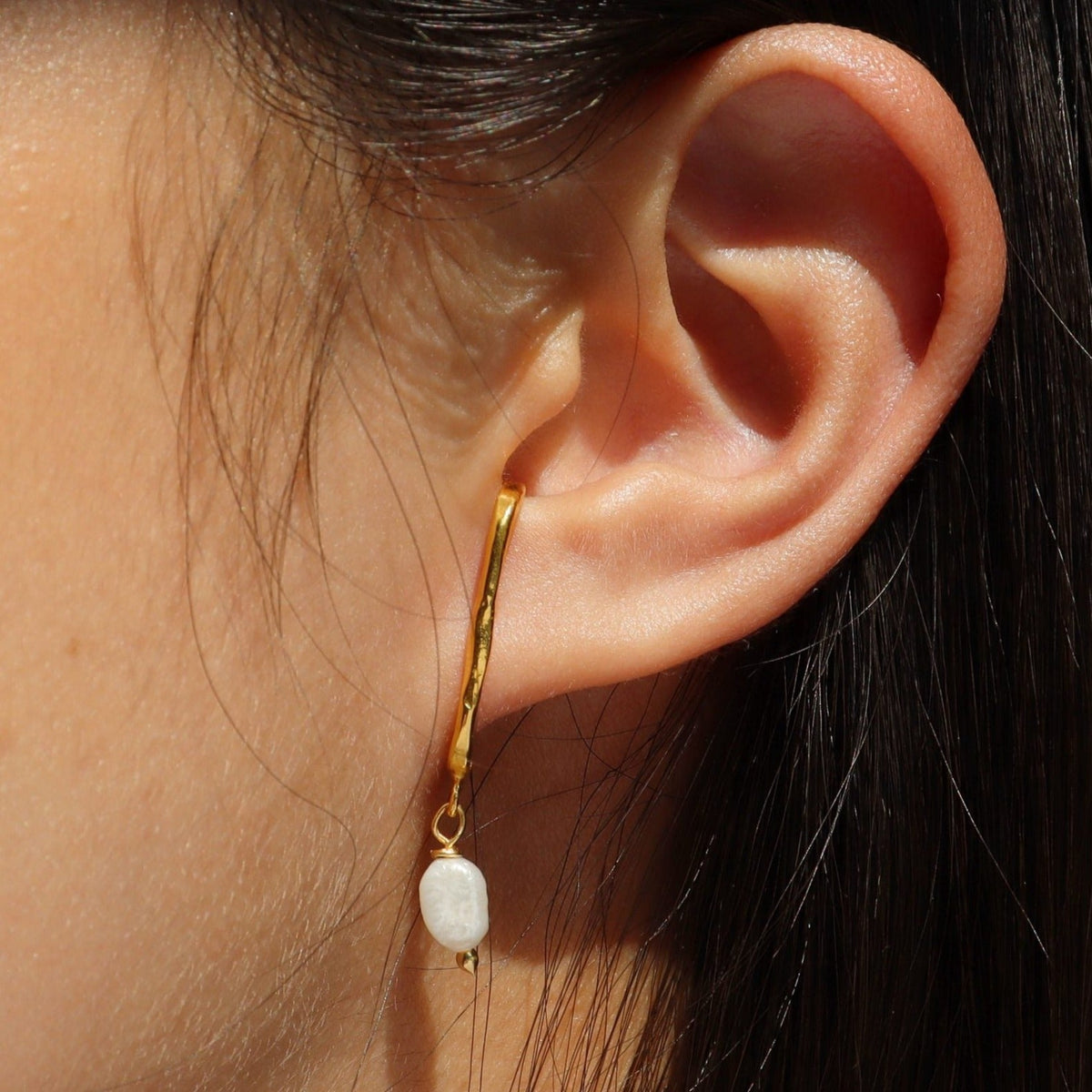 River Pearl Ear Cuff