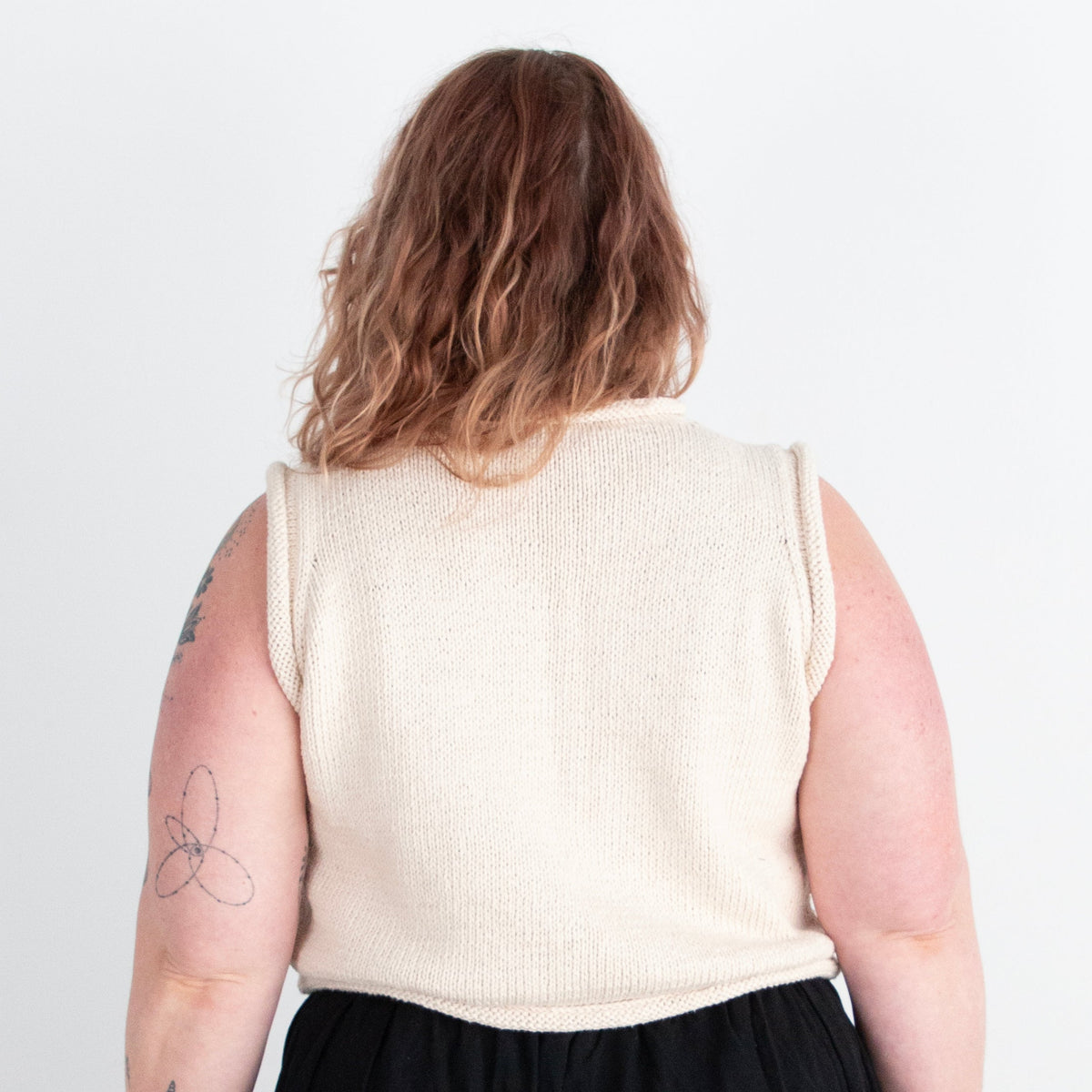 Sleeveless Bidya Sweater, natural cream