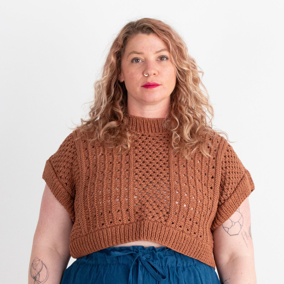 Sleeveless Anita Sweater, rust *botanical dye